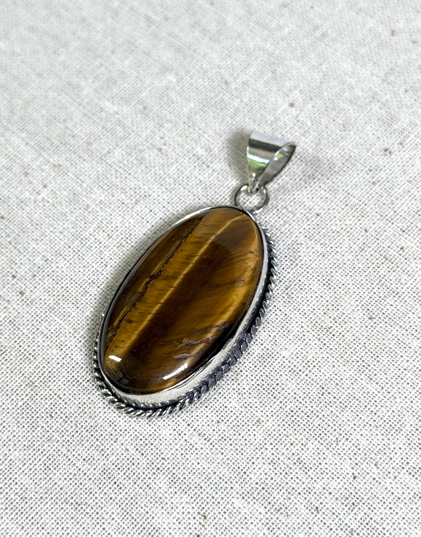 Oval Tiger’s Eye Pendant