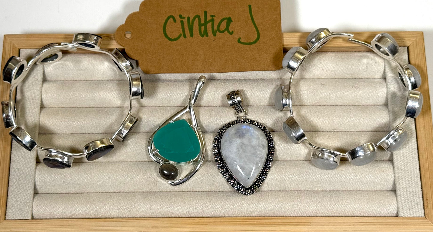 Cintia J 7/24