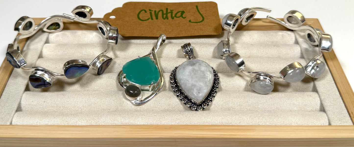 Cintia J 7/24